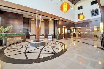 Embassy Suites by Hilton Fayetteville Fort Liberty