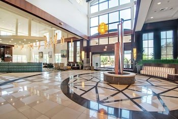 Embassy Suites by Hilton Fayetteville Fort Liberty