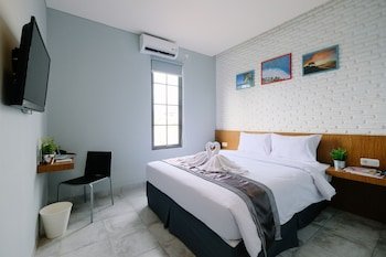 Lopi Hotel Makassar
