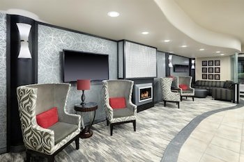 Best Western Premier Crown Chase Inn & Suites