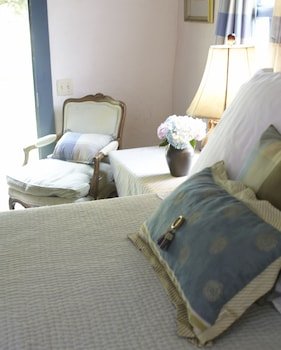 Settlers Crossing Bed and Breakfast
