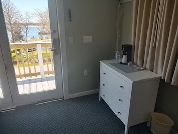 Inn On Onset Bay