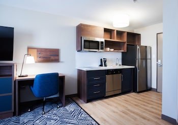 Candlewood Suites Lake Charles-Sulphur
