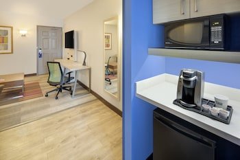 Holiday Inn Express & Suites South Lake Buena Vista