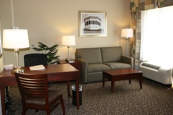 Hampton Inn & Suites West Point