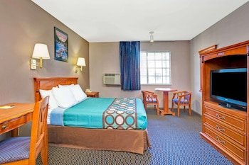 Super 8 by Wyndham Upland Ontario CA