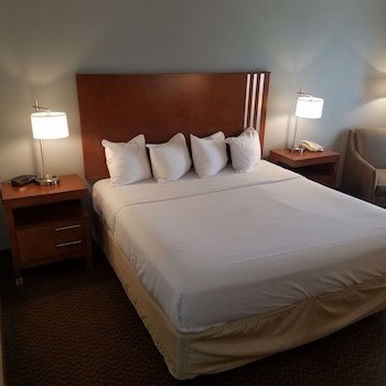 SureStay Hotel by Best Western Hollister