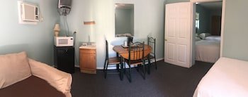 Cindy's Motel & RV Park