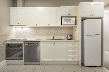 Launceston Central Apartment Hotel
