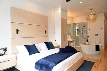 Cribs On Main