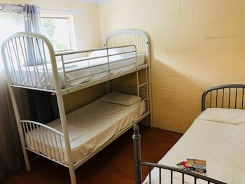 Caloundra  Backpackers