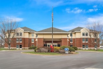 Hampton Inn & Suites Newtown