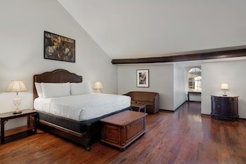 Chateau Hotel