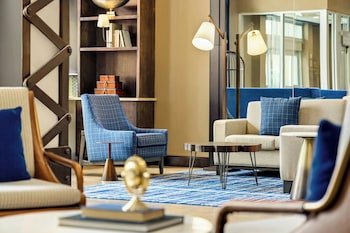 Fairfield Inn & Suites New Orleans Downtown/French Quarter Area