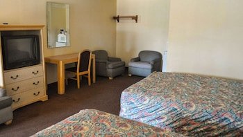 California Suites Motel