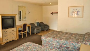 California Suites Motel