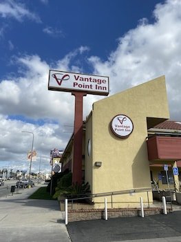Vantage Point Inn