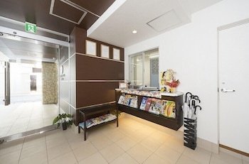 Wires Hotel