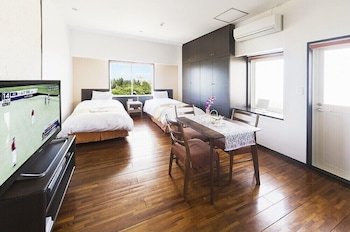 Wires Hotel