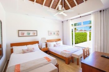 Ocean Village Deluxe