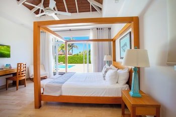 Ocean Village Deluxe