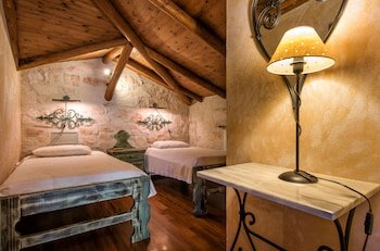 Nobelos Seaside Lodge