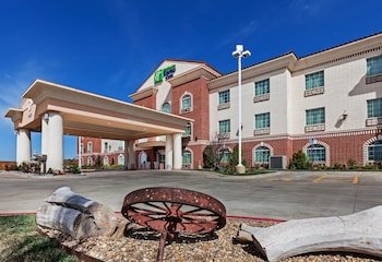 Holiday Inn Express & Suites Amarillo East
