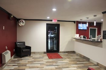 Super 8 by Wyndham Tuscaloosa