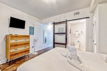 Carillon Beach Resort Inn