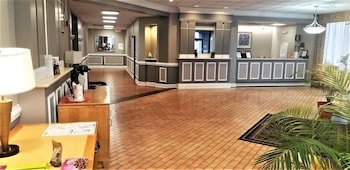 Madison Inn & Suites