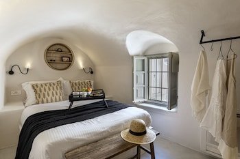 Caldera Houses Oia