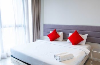 Expressionz Professional Suites by Perfect Host