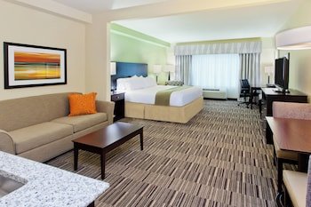 Holiday Inn Express & Suites Huntsville West - Research Pk