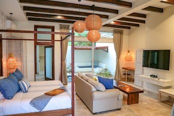 The Lodge at Jaguar Reef