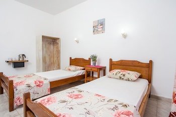 Lisabeth Studio Apartments
