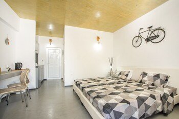 Lisabeth Studio Apartments