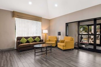 Sleep Inn North Lake