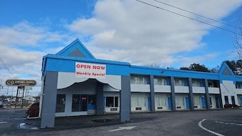 Astoria Hotel Danville North