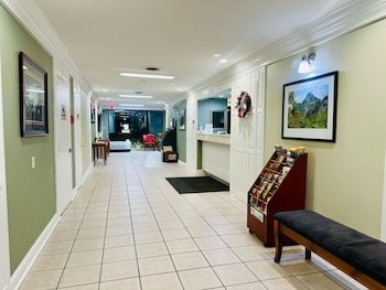 Astoria Hotel Danville North