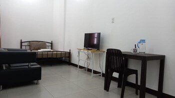 Tesoro Apartments By OYO