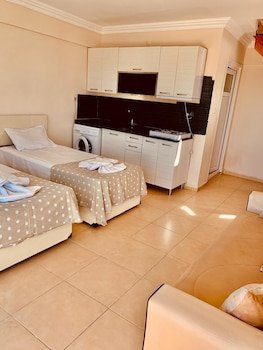 Sunshine Turizm ve Otelcilik Saros Cetin Apart Otel