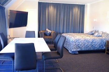 Hamilton Motel