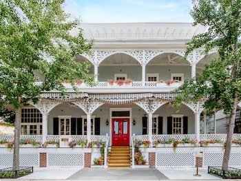 The Virginia Hotel