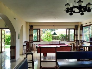 Mastorakis Hotel & Studios