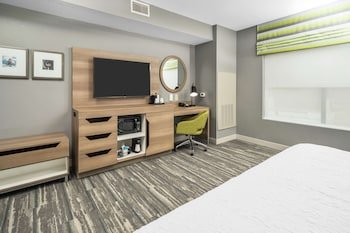 Hampton Inn Wilson Downtown