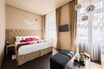Jewel Prague