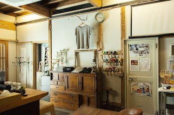 Fukuoka Guesthouse Hive