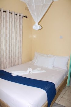 Luna Lodge