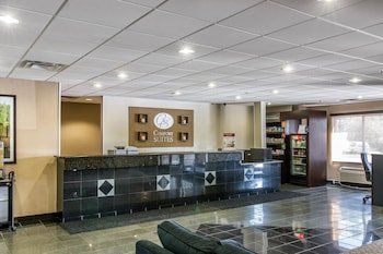 Comfort Suites
