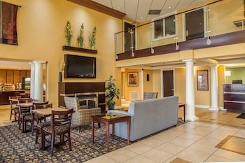 Quality Inn & Suites St Charles - West Chicago